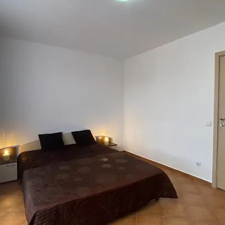 Kalia A16 Private One Bedroom Lägenhet Slăntjev Brjag